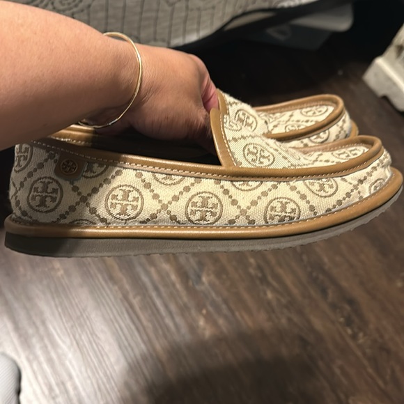 Tory Burch shoes Size 8 🥰🥰 - Picture 2 of 5
